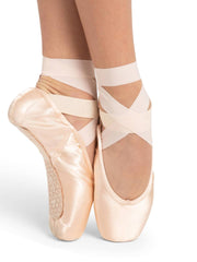1142W CAPEZIO Ava 2.5 Shank Pointe Shoe